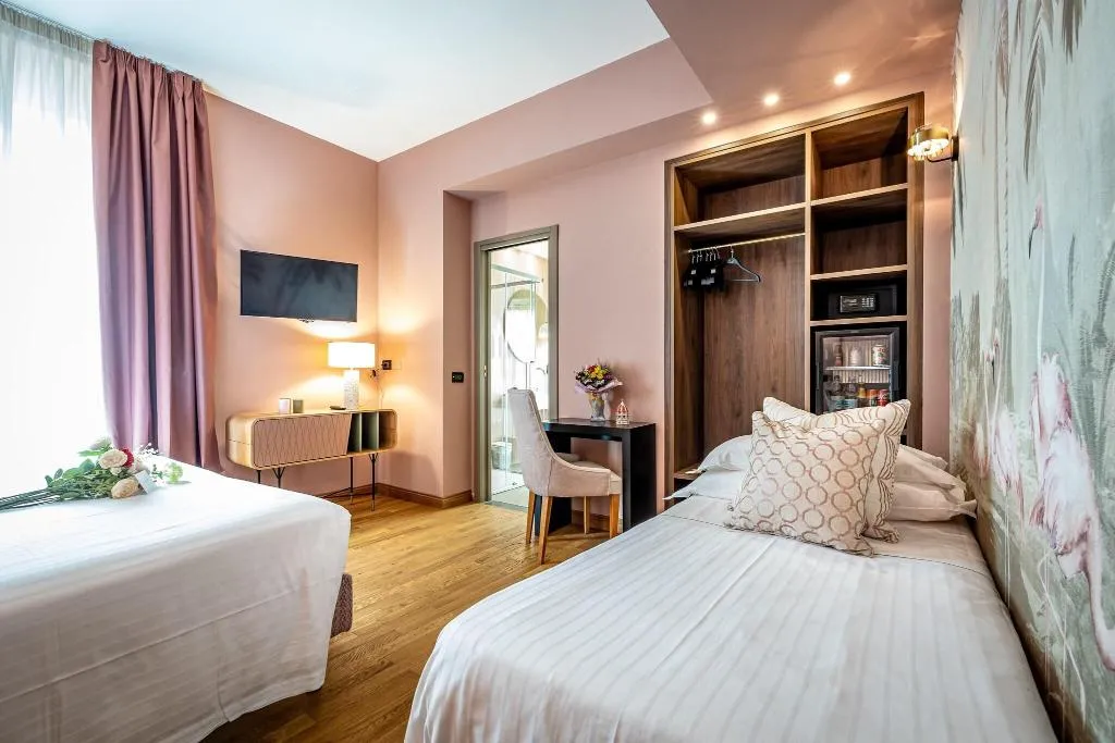 TRIPLE SUPERIOR Room, Duomo Firenze, Florence