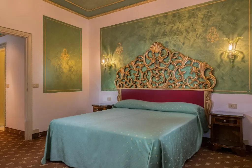 DOUBLE SUPERIOR Room, Giorgione Hotel, Venice