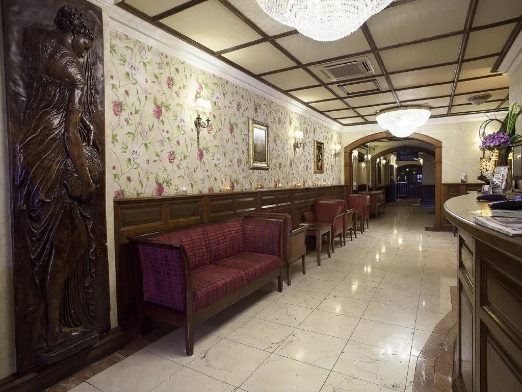 Lobby, Arlington Hotel Dublin, Dublin