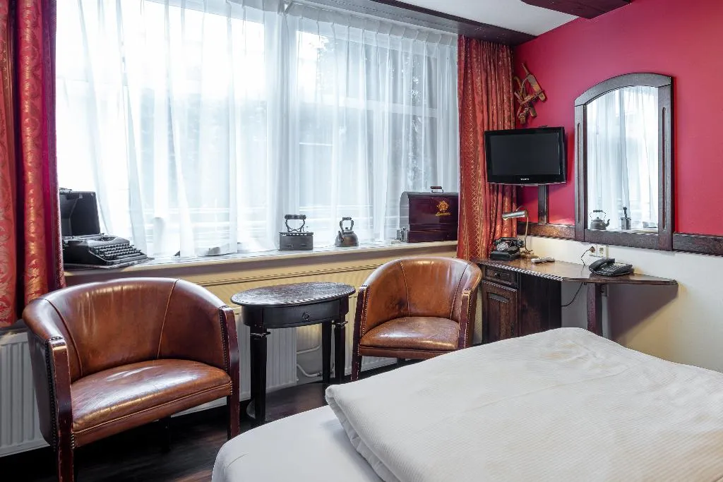 SUITE STANDARD Room, A-train, Amsterdam