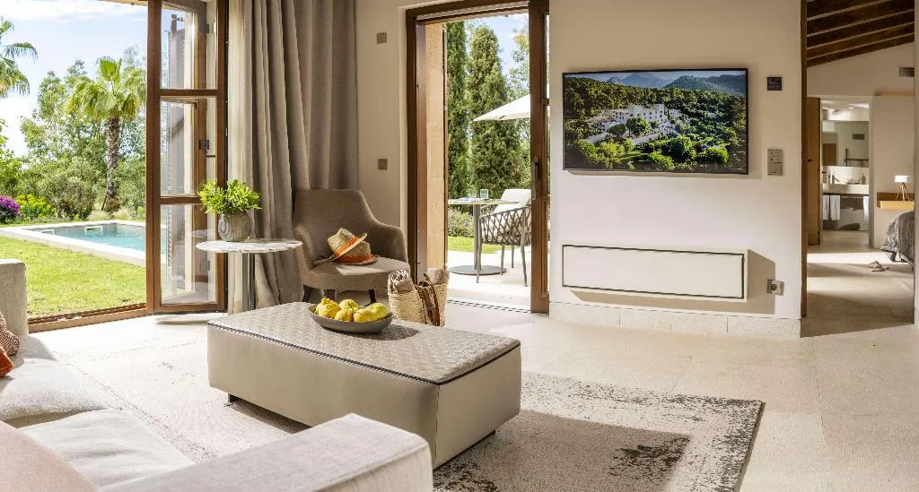 Room, Castell Son Claret, Majorca