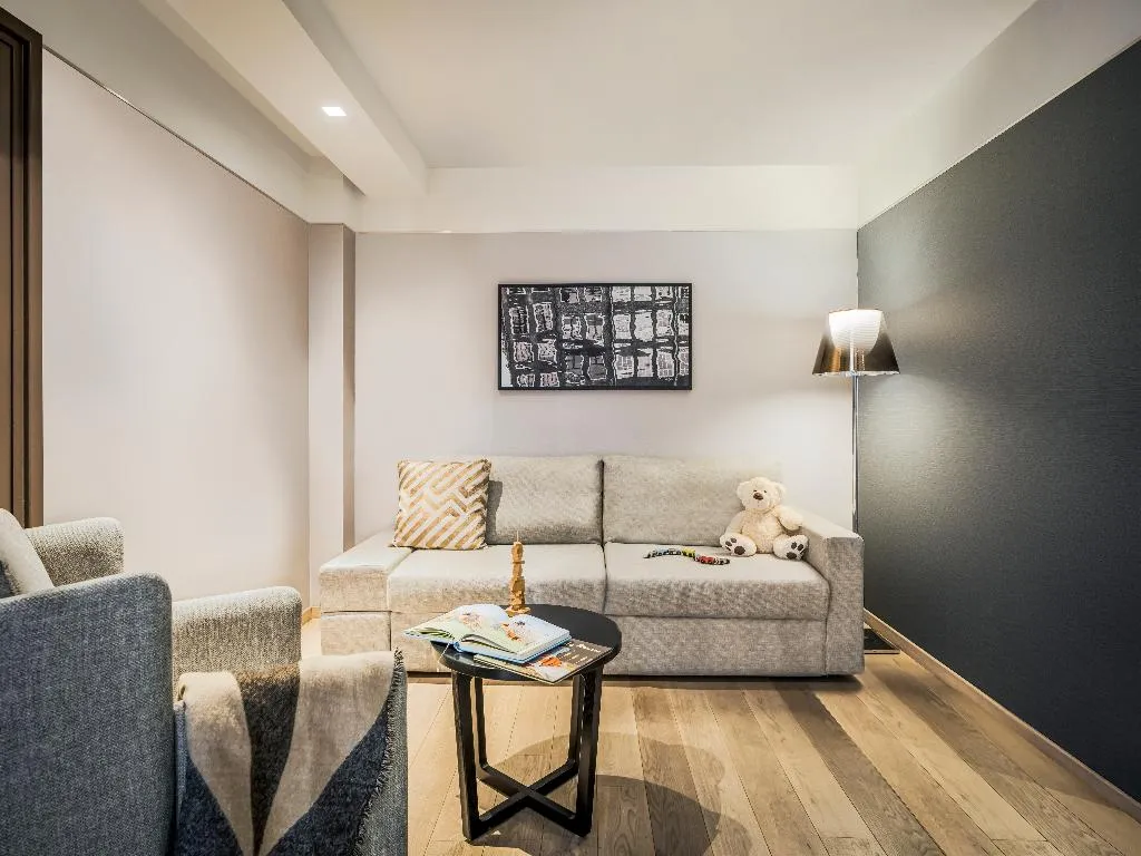 FAMILY ROOM CAPACITY 4 Room, Anantara Grand Hotel Krasnapolsky Amsterdam, Amsterdam