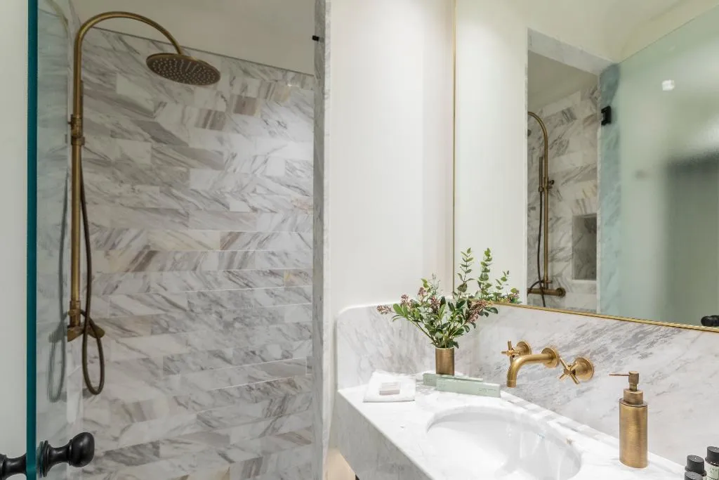 DOUBLE DELUXE WITH BALCONY Room, Villa Brown Ermou, a member of Brown Hotels, Athens