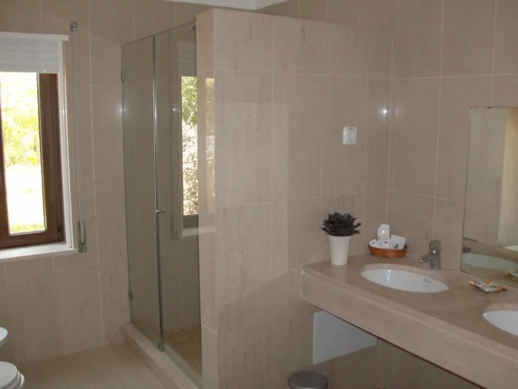 VILLA SEA VIEW WITH PRIVATE POOL Room, Porto Dona Maria, Algarve