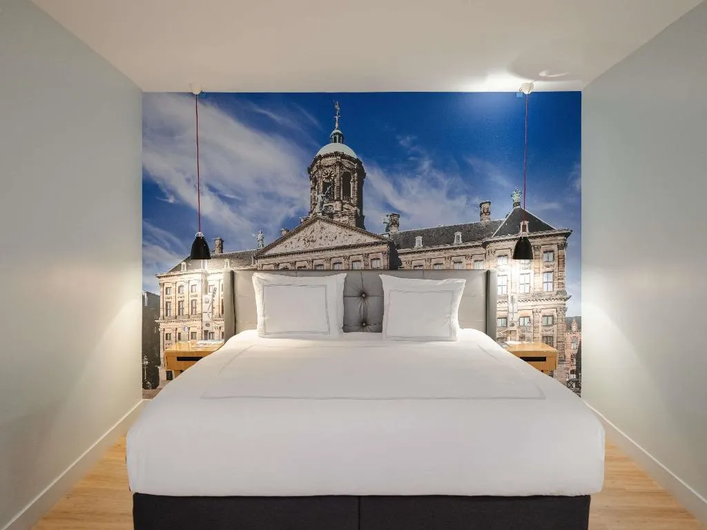 DOUBLE PREMIUM KING BED Room, Swissotel Amsterdam, Amsterdam