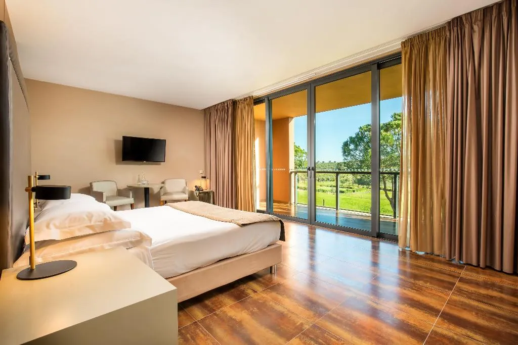 Double or Twin DELUXE Room, NAU Morgado Golf and Country Club, Algarve