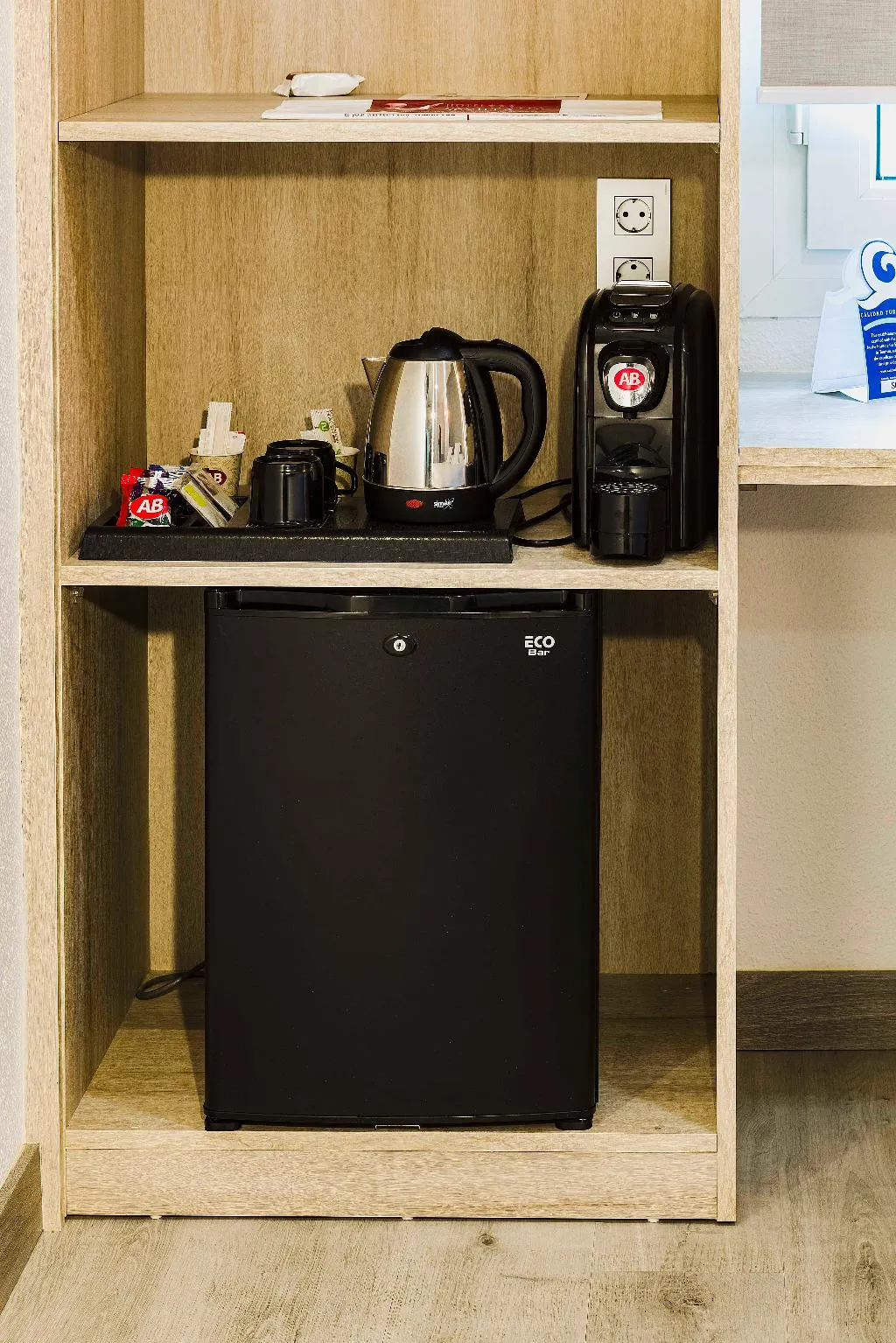 DOUBLE SINGLE USE QUEEN SIZE BED Room, Bellavista Sevilla, Seville