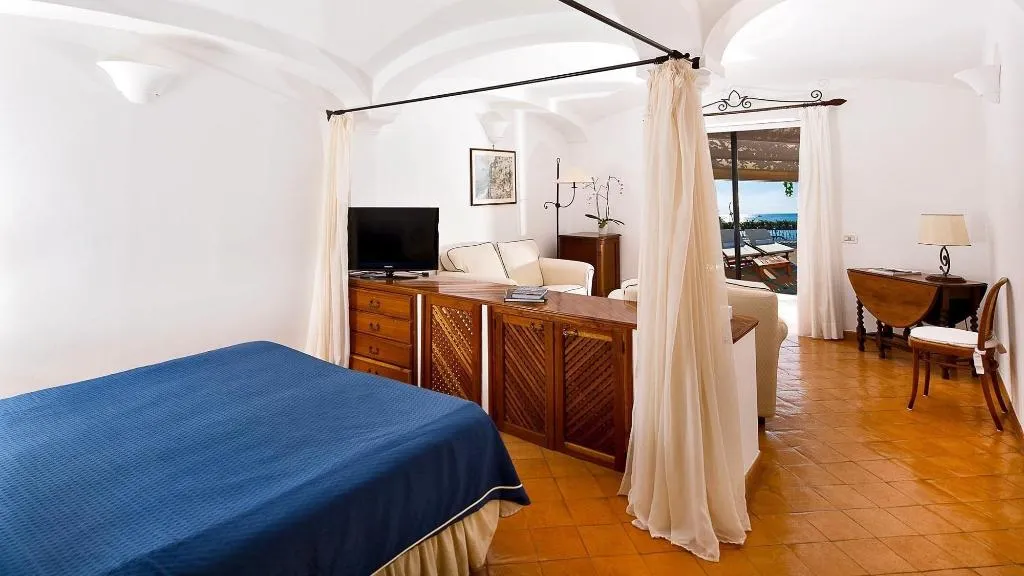 Room, Covo dei Saraceni, Naples