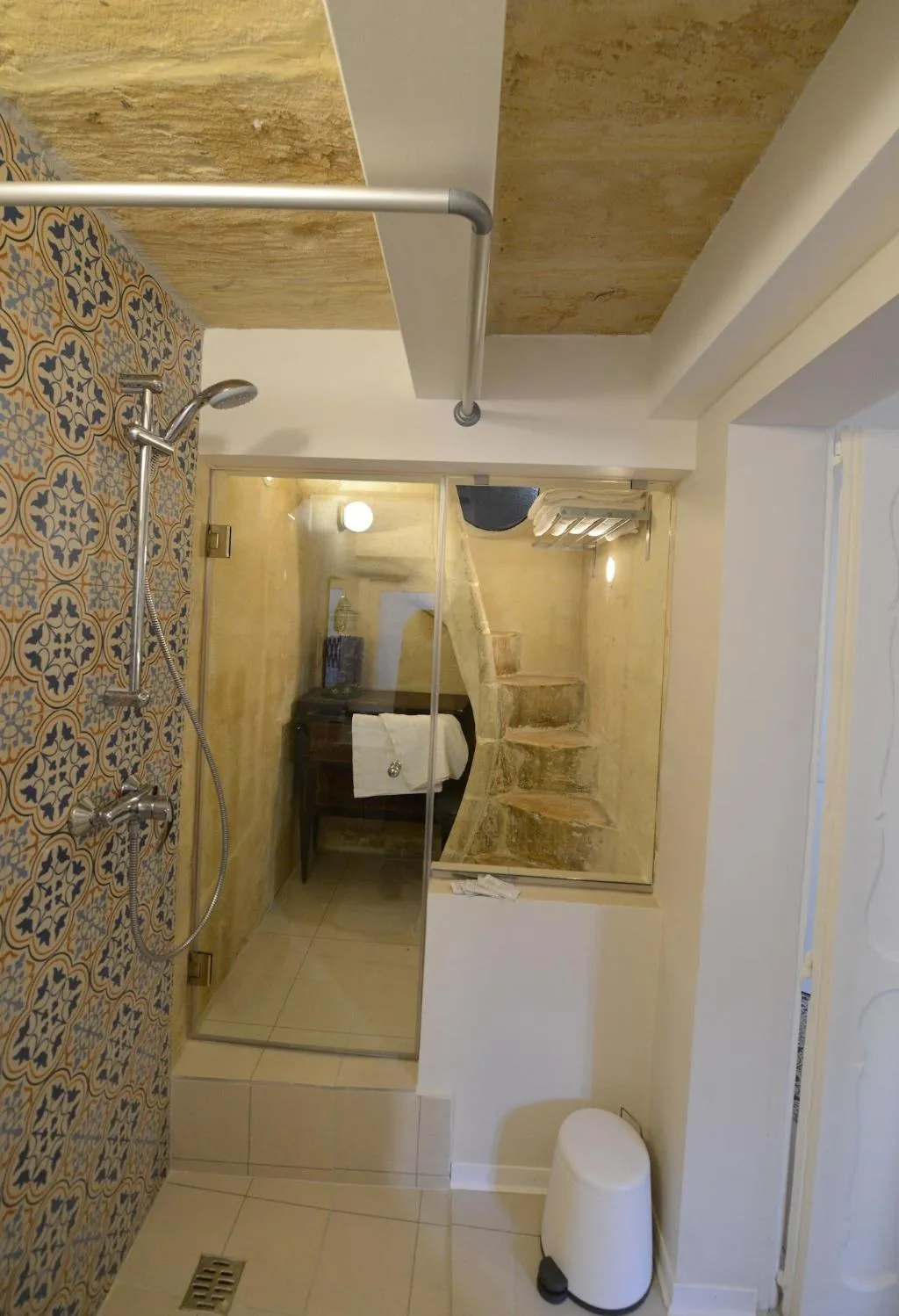 Room, Paulos Valletta, Malta
