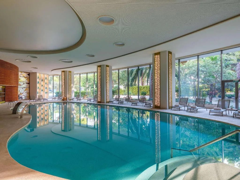 Pool, Swissotel Buyuk Efes Izmir, Izmir