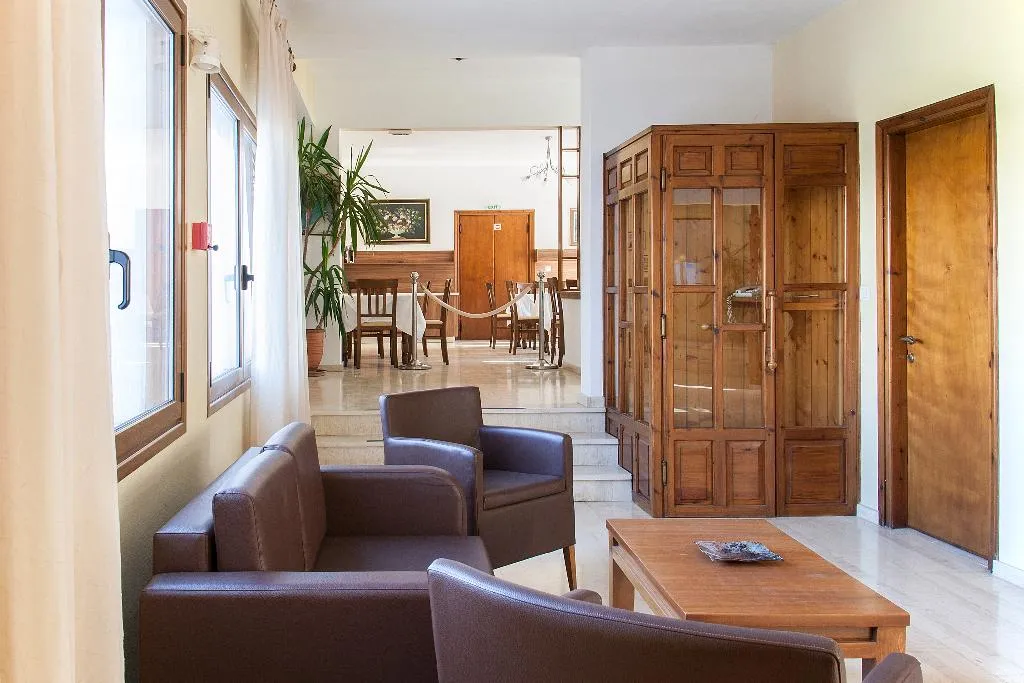 Lobby, Vontzos, Skiathos