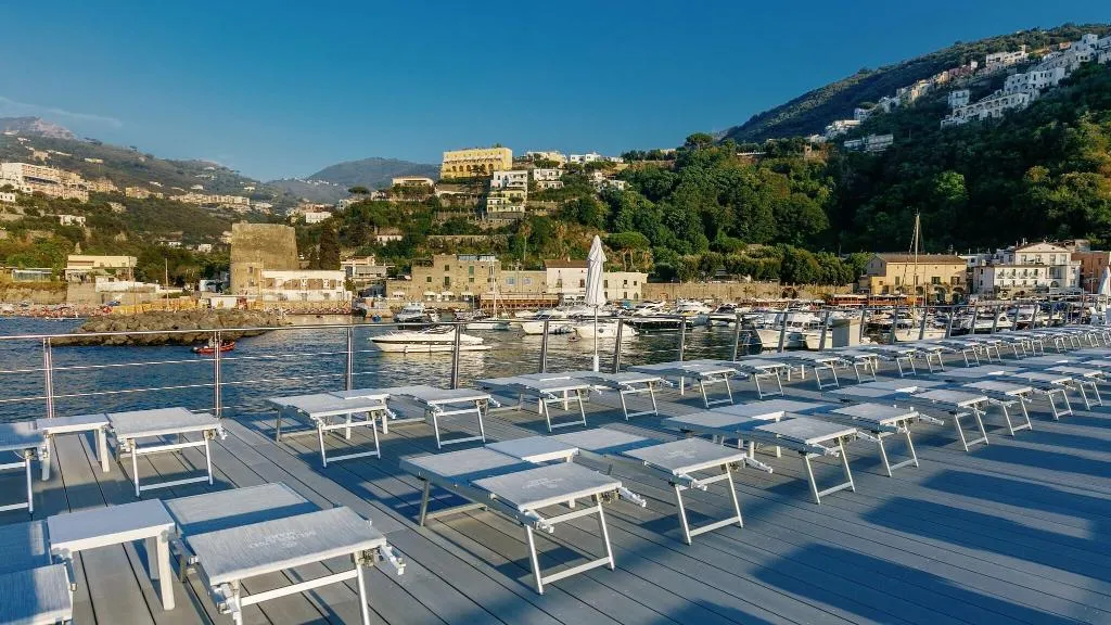 Beach, Palazzo Murrano, Naples