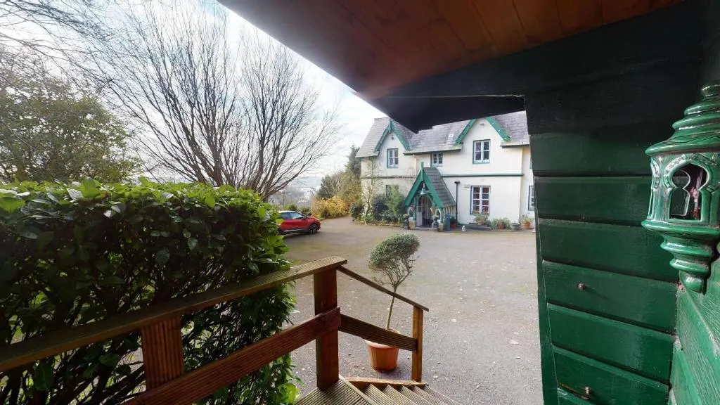 Terrace, Robin Hill House, Cork