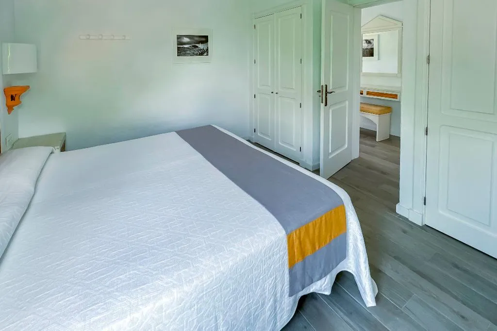Room, Parque del Sol, Tenerife