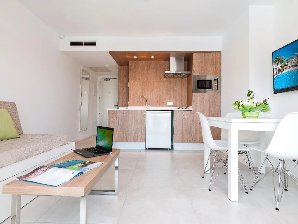 STUDIO STANDARD Room, Playas Cas Saboners, Majorca