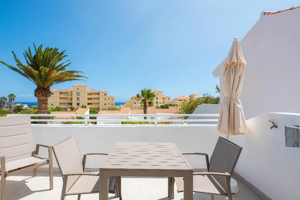 JUNIOR SUITE WITH DOUBLE BED Room, Wyndham Residences Tenerife Golf Del Sur, Tenerife