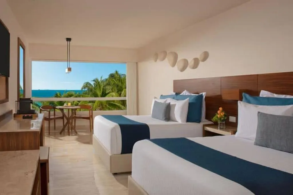 TWIN WITH BALCONY WITH VIEWS Room, Dreams Sands Cancun, Cancun Area