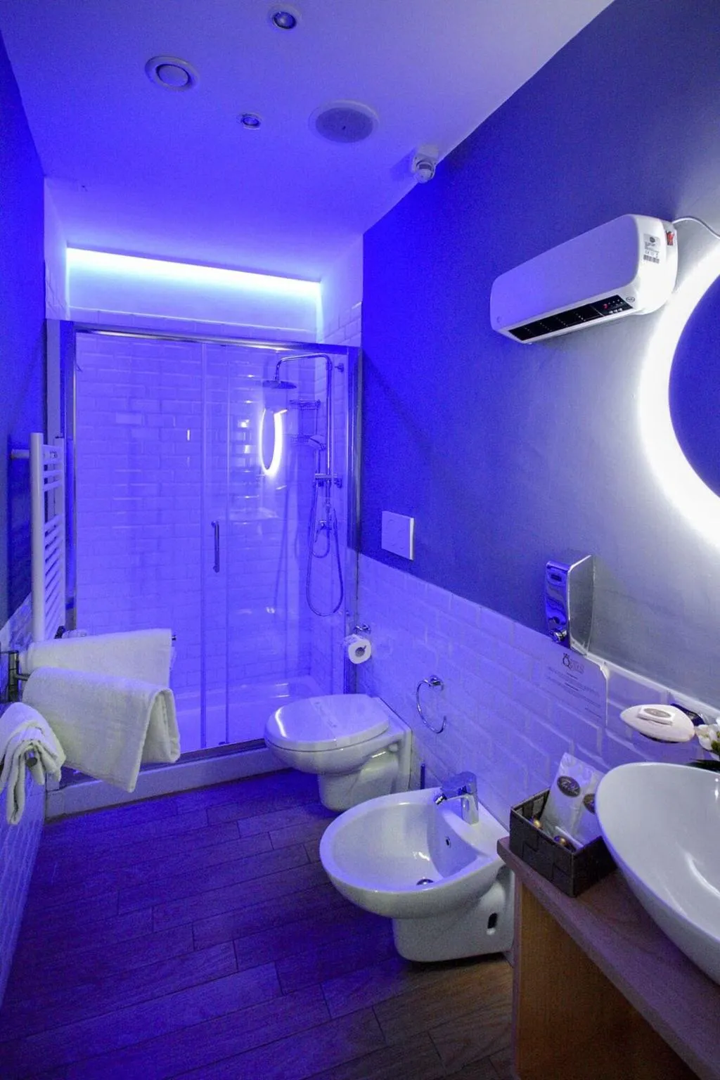 Room, B B Sorrento Queen, Naples