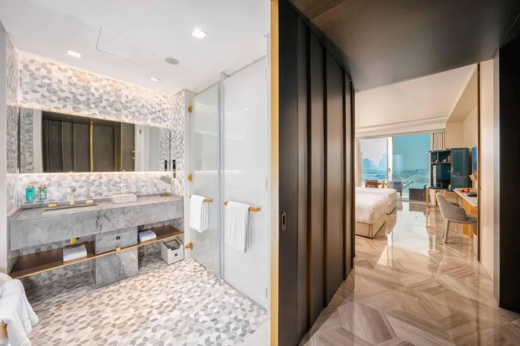 DOUBLE LUXURY SEA VIEW Room, Five Palm Jumeirah Dubai, Dubai