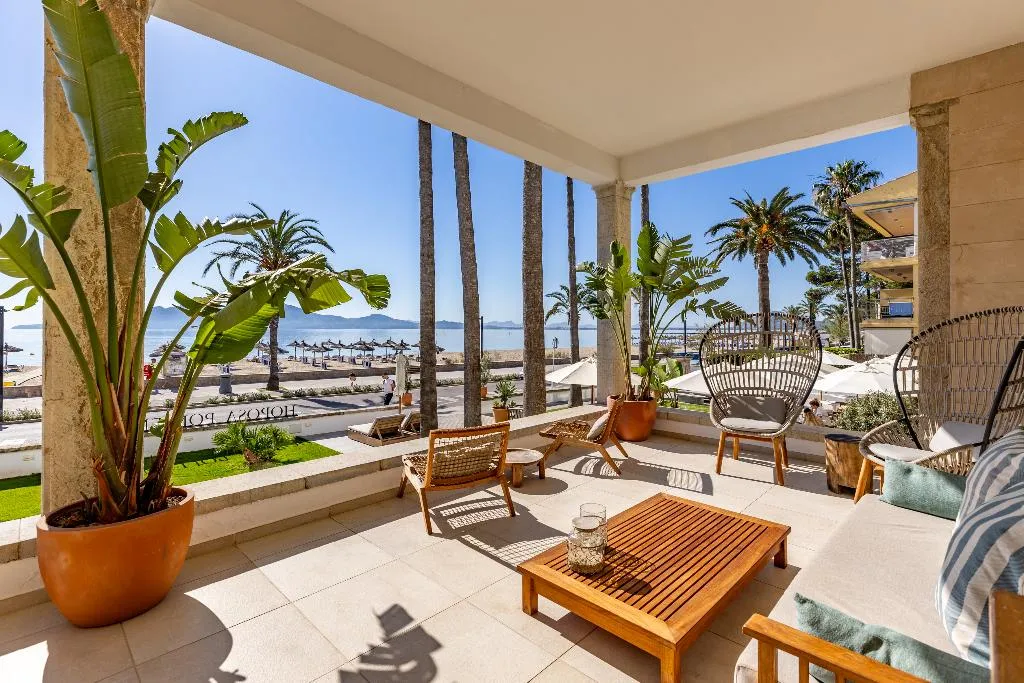 Terrace, Hoposa Pollentia, Majorca