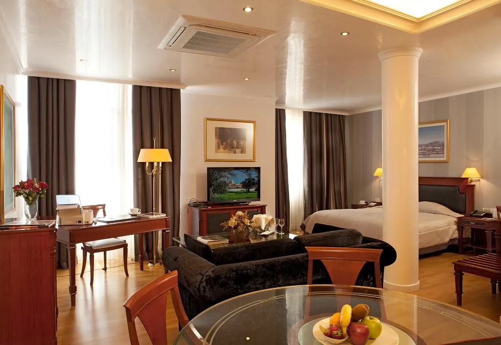 JUNIOR SUITE STANDARD Room, Theoxenia Palace, Athens