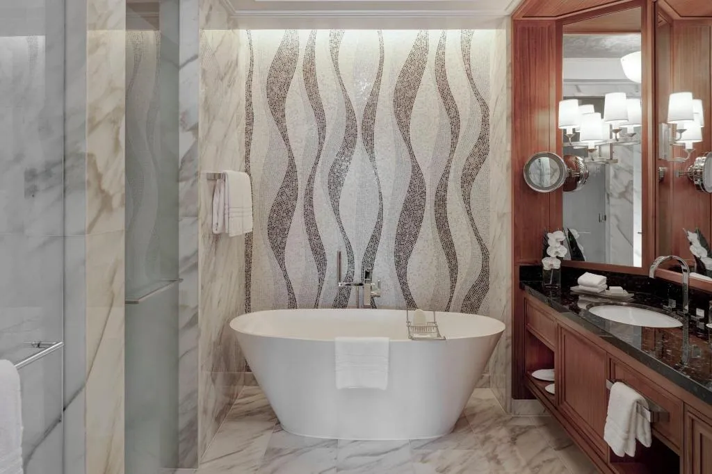 Room, Four Seasons Resort Dubai at Jumeirah Beach, Dubai