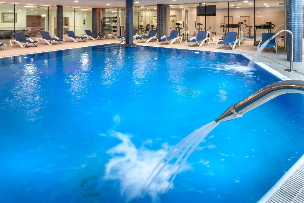 Sports and Entertainment, 4R Gran Regina, Costa Dorada