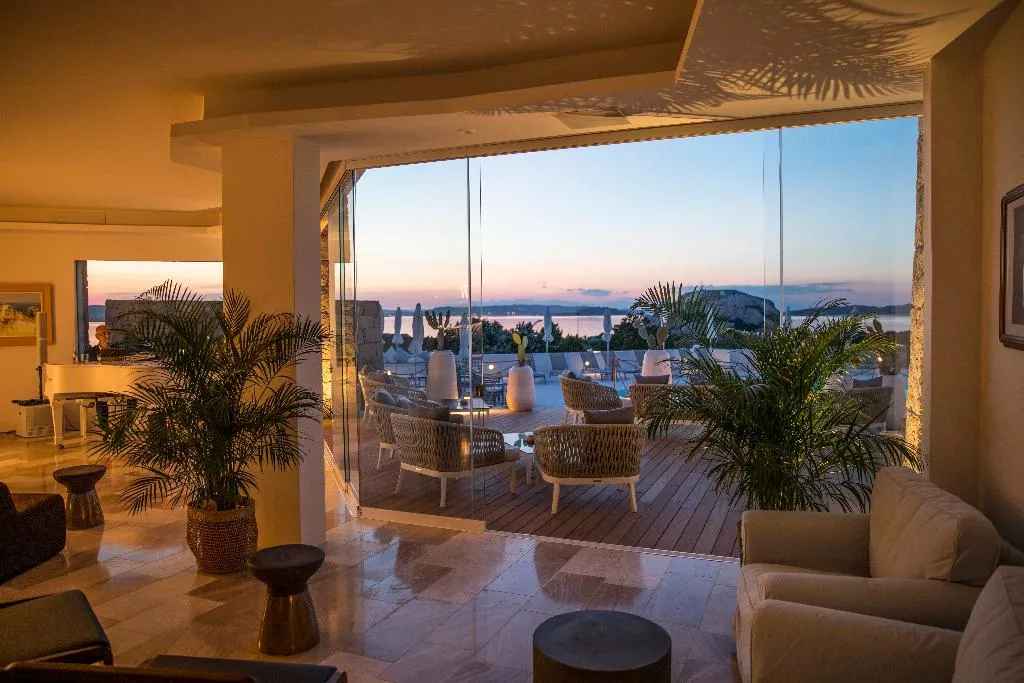 Lobby, Grand Relais dei Nuraghi, Olbia