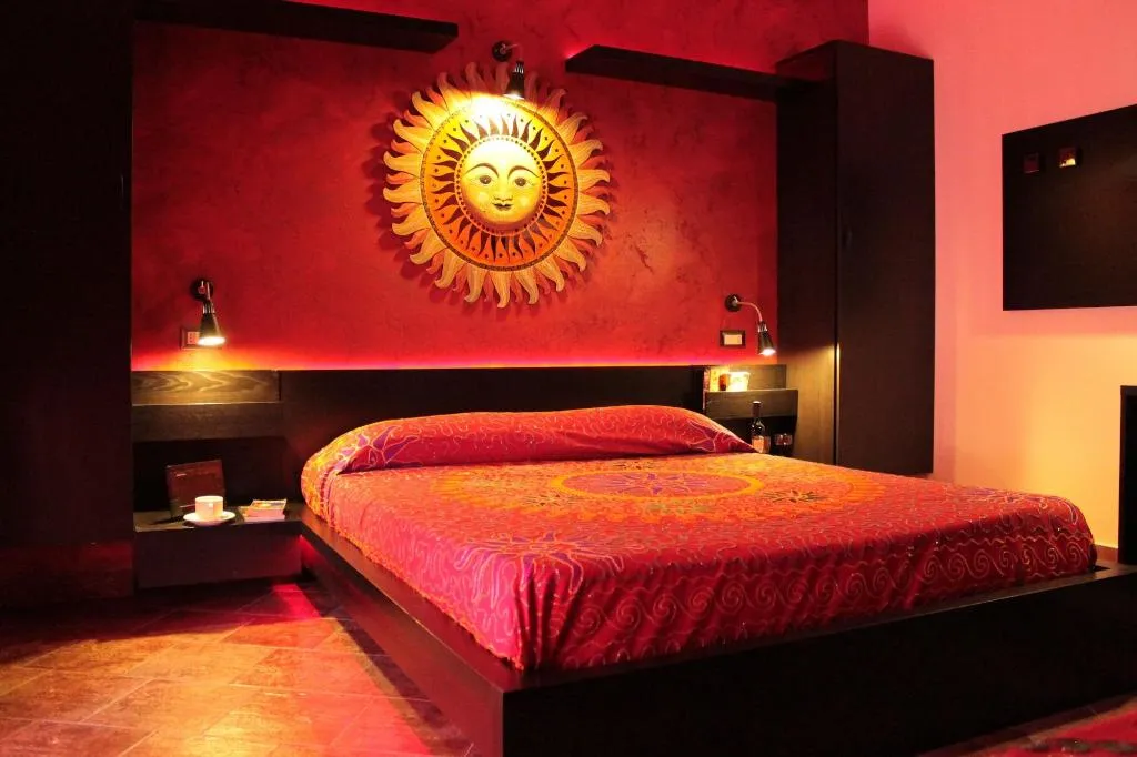 Room, Triskeles, Taormina