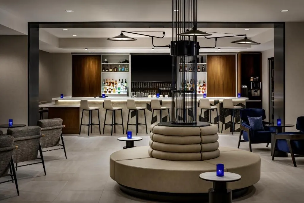 Bar, Hyatt Place Montreal - Downtown, Montreal