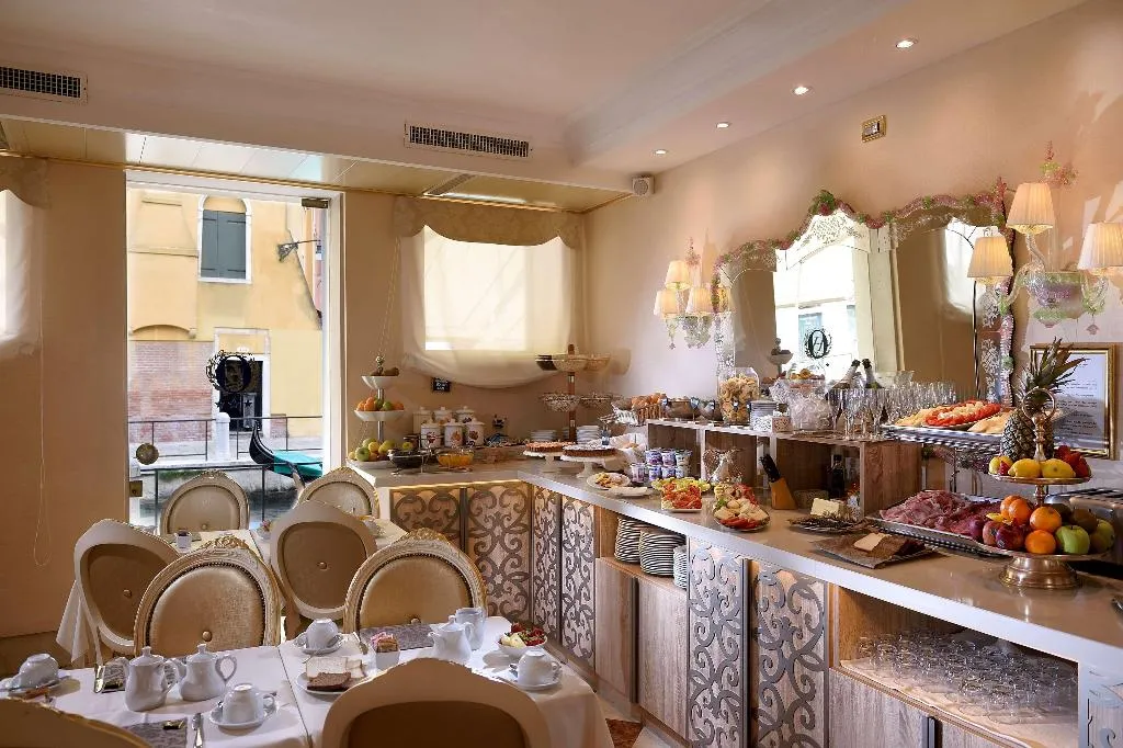 Restaurant, Hotel Olimpia Venice, BW Signature Collection, Venice