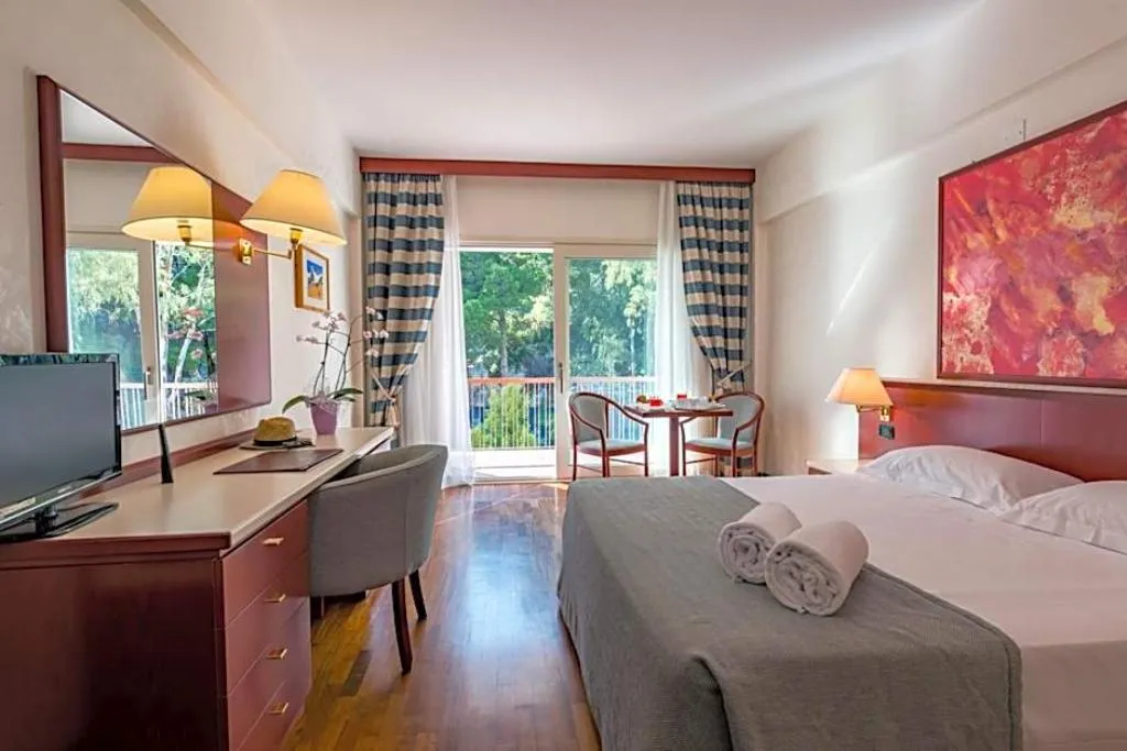 DOUBLE SINGLE USE GARDEN VIEW WITH BALCONY Room, Splendid Hotel La Torre, Palermo