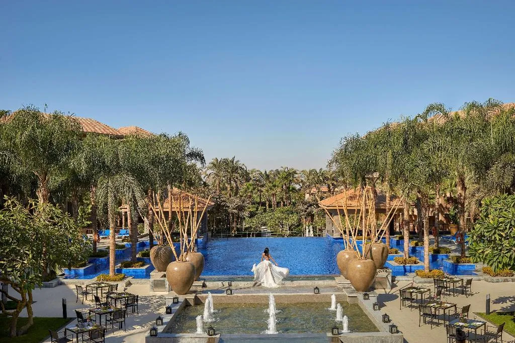 Pool, Dusit Thani LakeView Cairo, Cairo