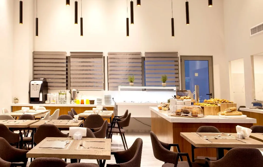 Restaurant, B4B Athens Signature Hotel, Athens