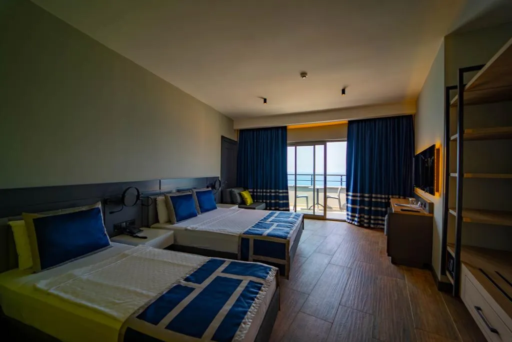 DOUBLE SINGLE USE SUPERIOR SIDE SEA VIEW Room, NoxInn Deluxe Hotel, Antalya