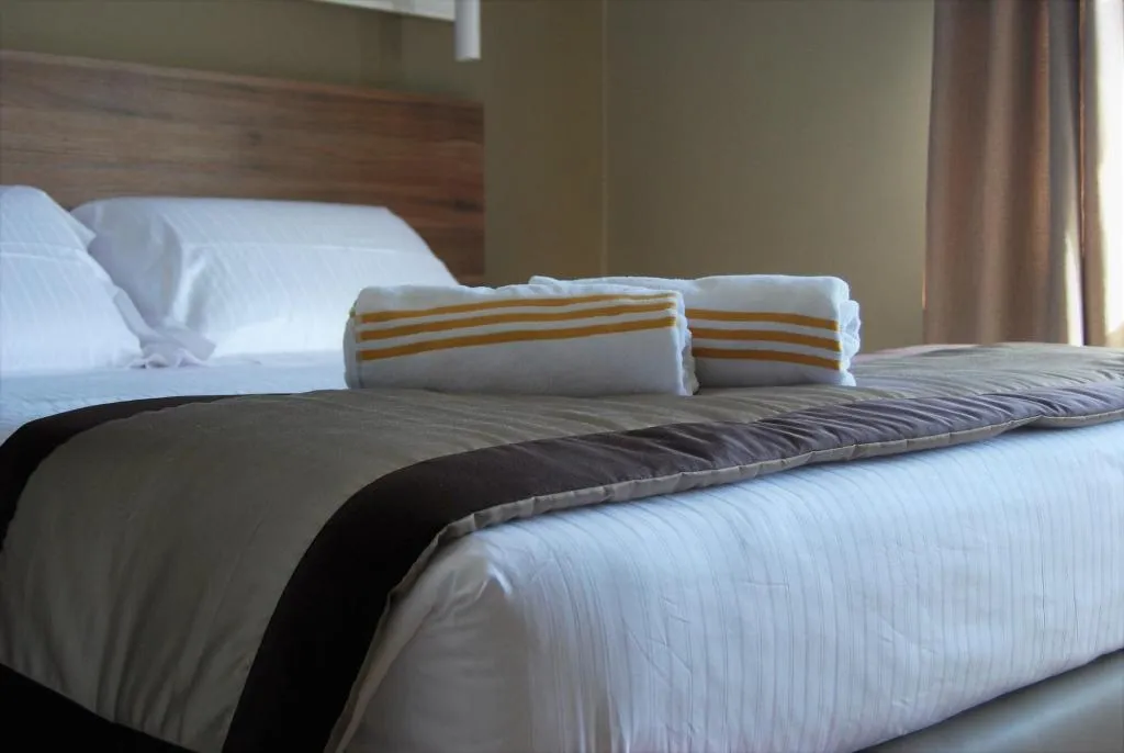 Room, 7Th Floor Suite, Naples