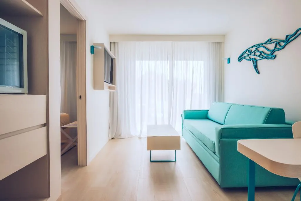 FAMILY ROOM STANDARD Room, Iberostar Waves Alcudia Park, Majorca