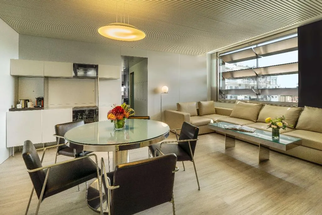 Room, NH Collection Barcelona Constanza, Barcelona