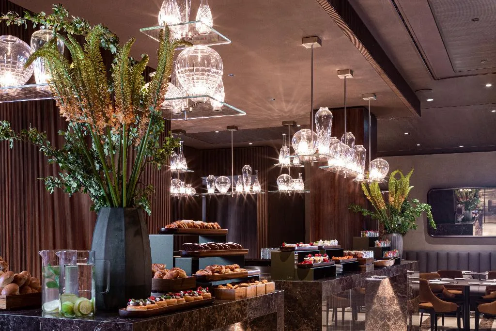 Restaurant, Hotel Cristoforo Colombo – Preferred Hotels & Res, Milan