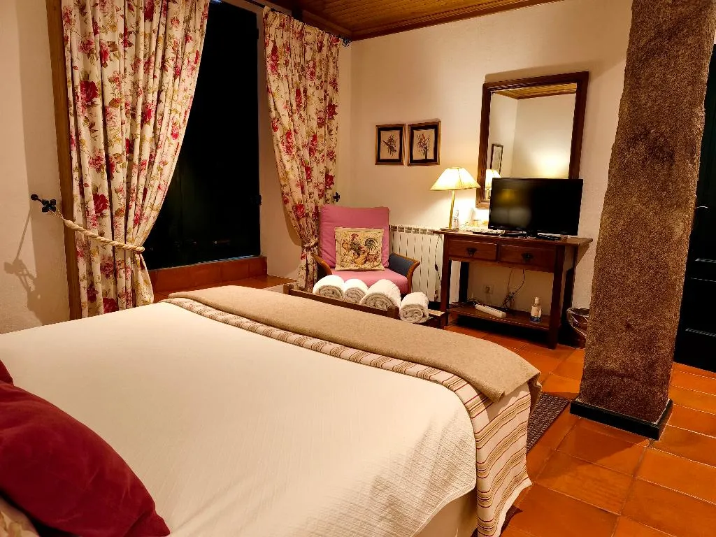 Double or Twin SUPERIOR Room, Casa De Santa Ana Da Beira, Porto