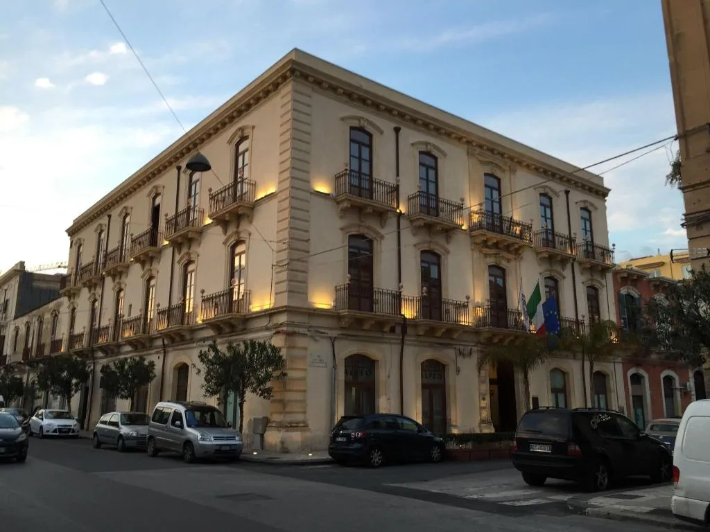 General view, Grande Albergo Alfeo, Catania