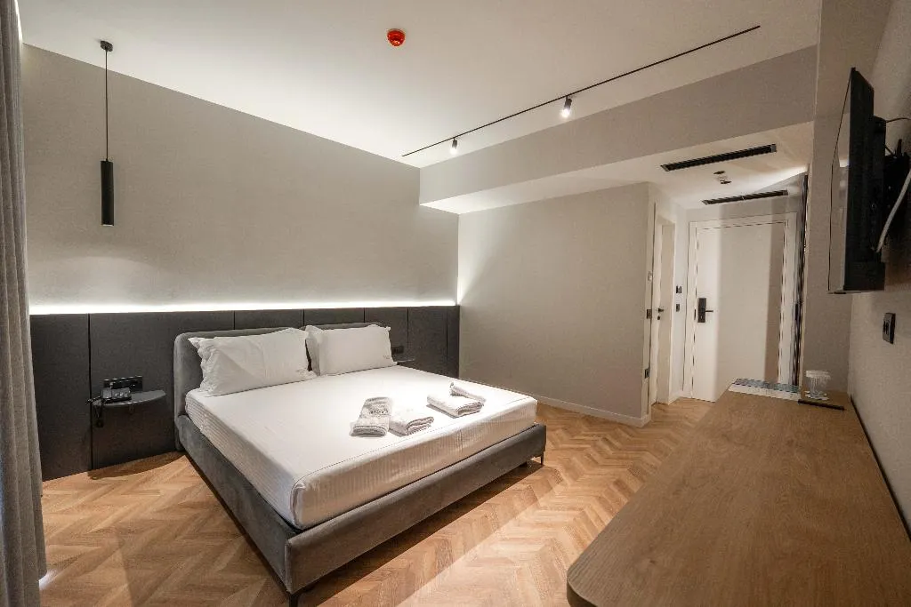 DOUBLE DELUXE Room, Sasso Hotel, Kavaje