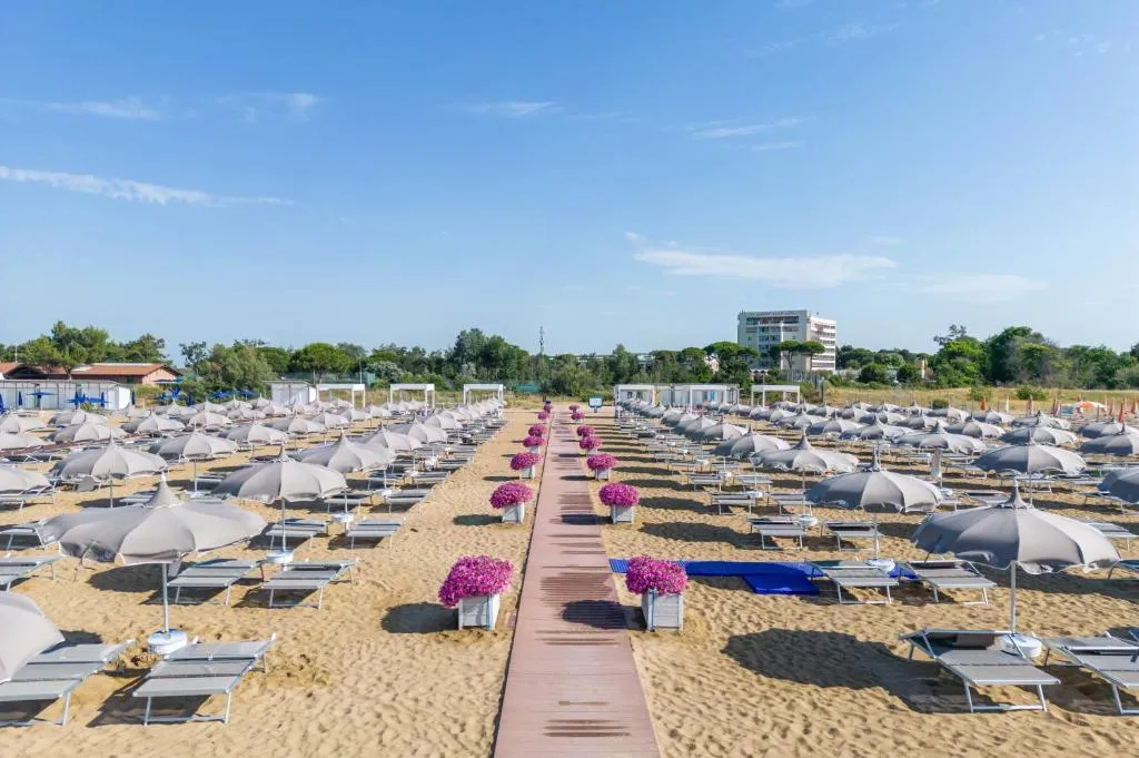 Beach, Laguna Park Hotel, Venice
