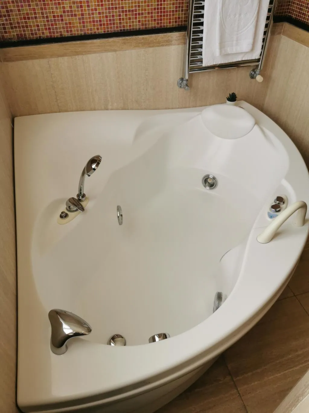 Double or Twin DELUXE Room, Silver, Milan