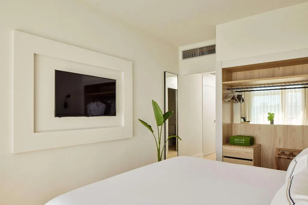 Room DELUXE GARDEN VIEW Room, Melia Lloret de Mar, Costa Brava