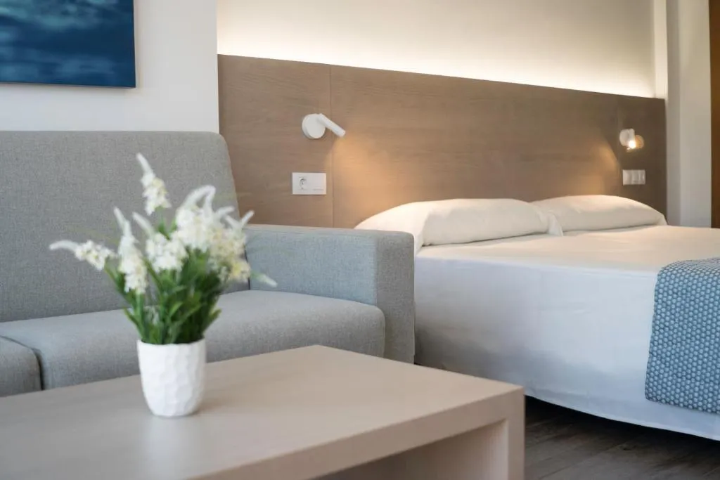 Double or Twin SUPERIOR Room, Hotel Millor Sol, Majorca