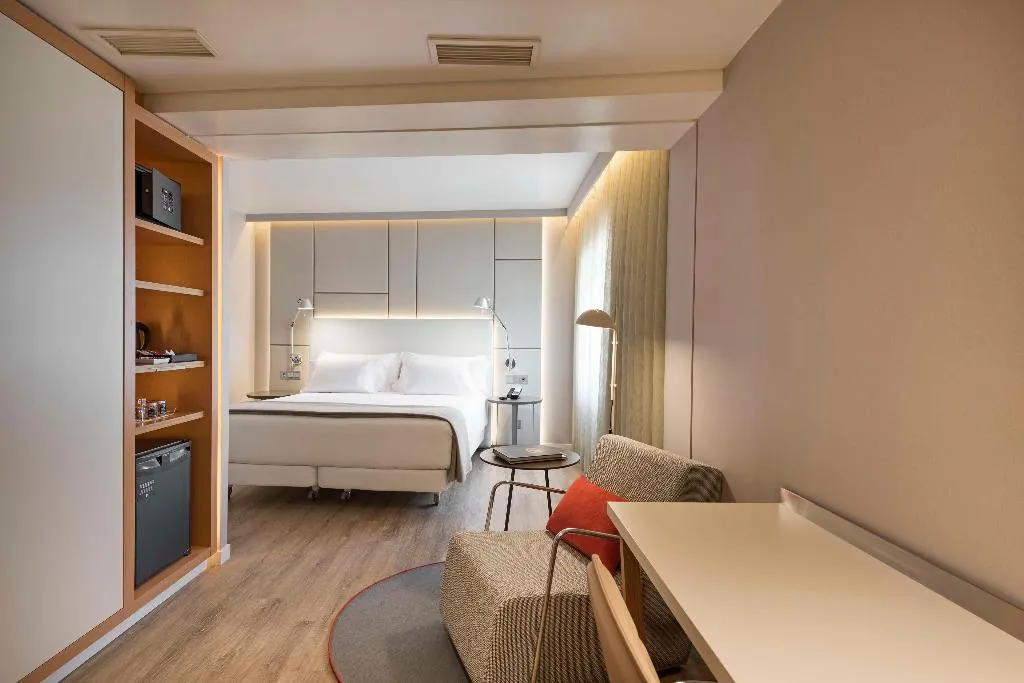 Room, NH Collection Lisboa Liberdade, Lisbon