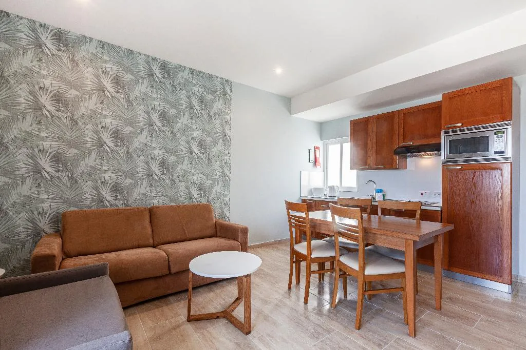 APARTMENT TWO BEDROOMS Room, Pergola Hotel & Spa, Malta