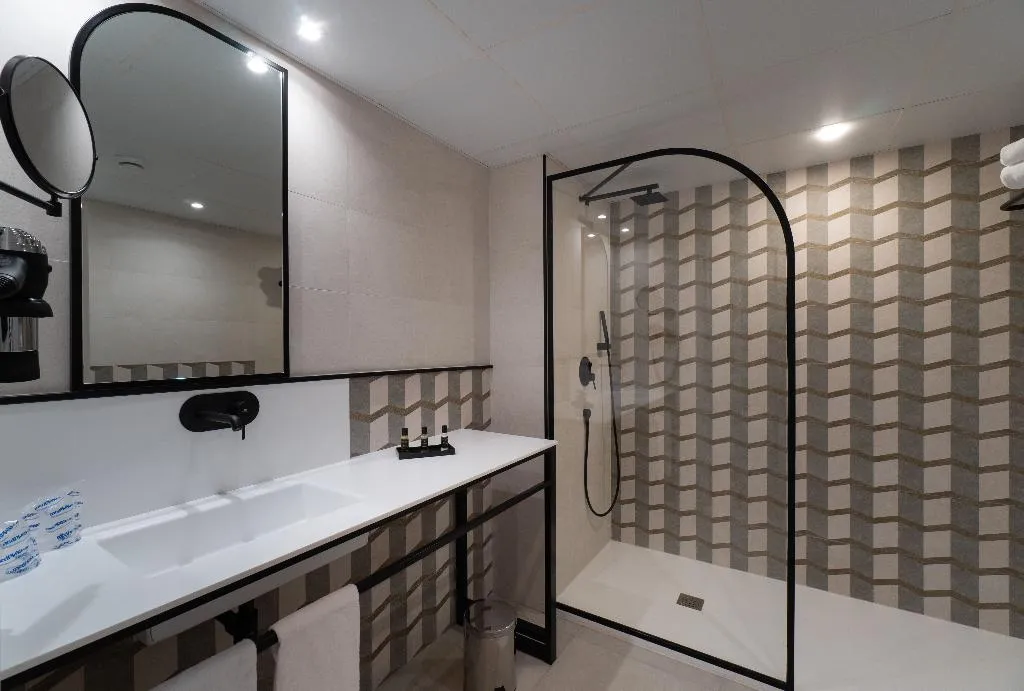 Double or Twin SEA VIEW Room, Medplaya Pez Espada, Costa Del Sol
