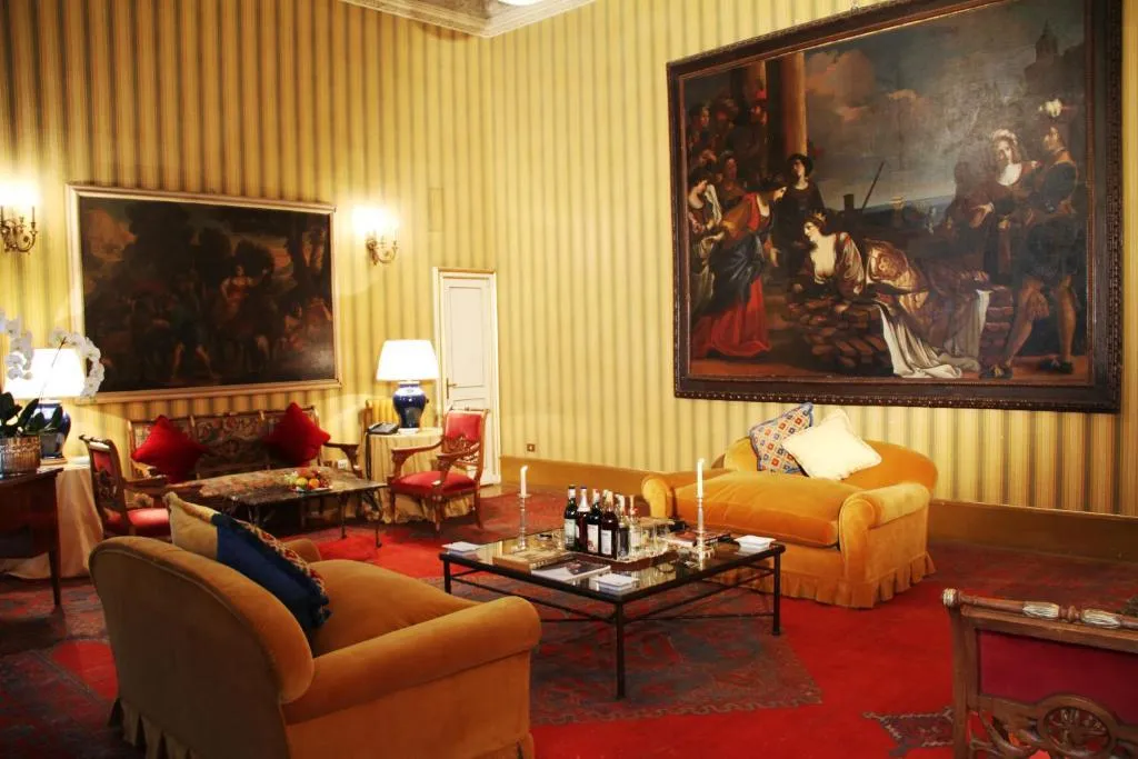 SUITE Presidential Room, Grand Hotel Plaza, Rome